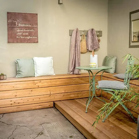 Modernes Olive Stilvoll Und Zentral In *